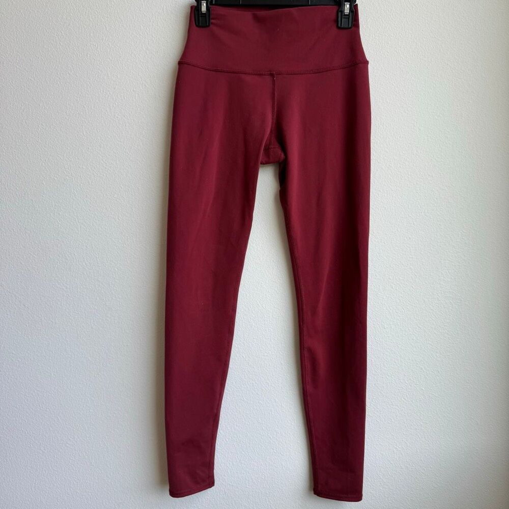 Alo Yoga High Waist Bordeaux Red Leggings Calf Logo Size Small Full Length